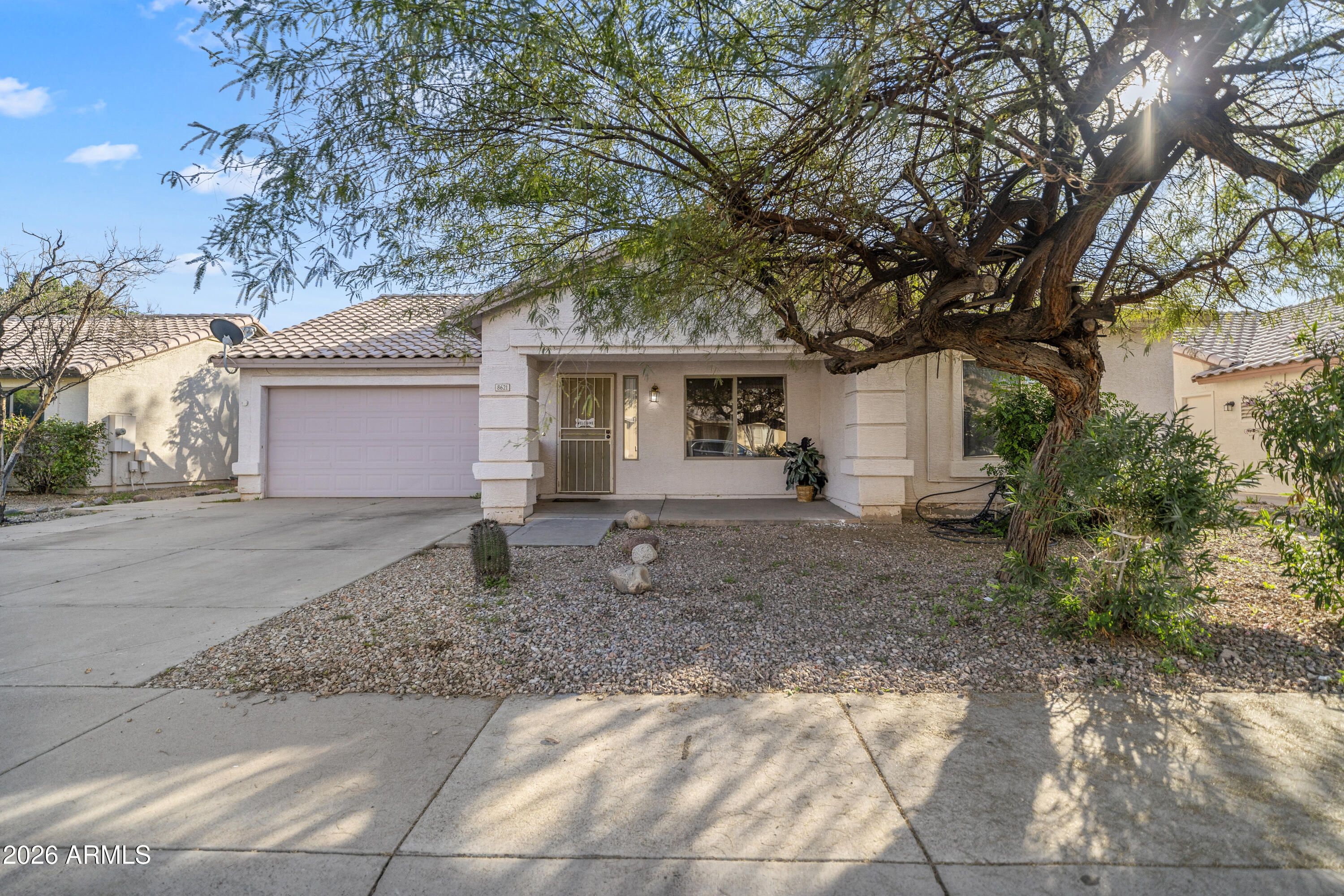 8621 W Campbell Avenue