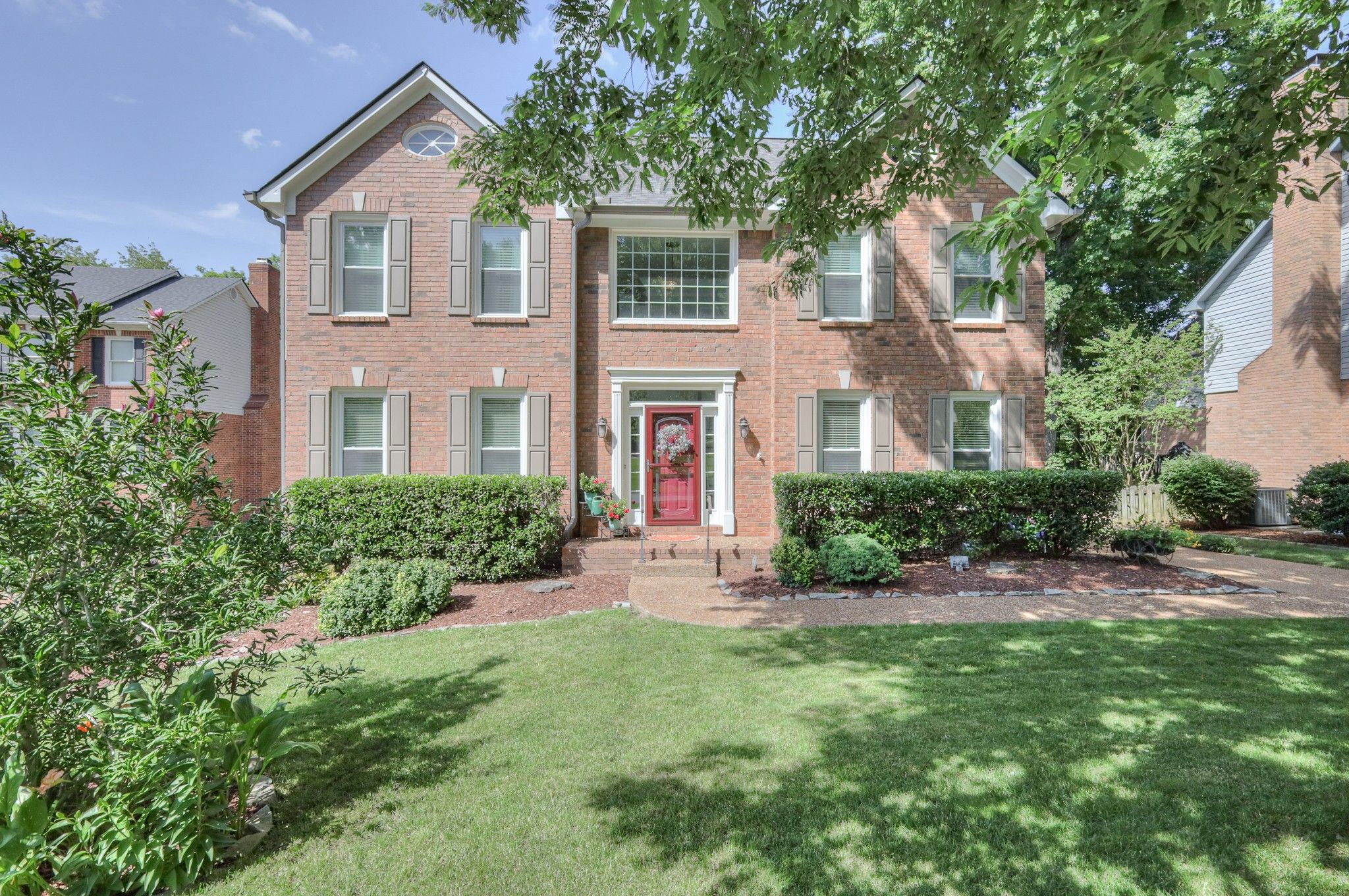 313 Saddlebridge Ln
