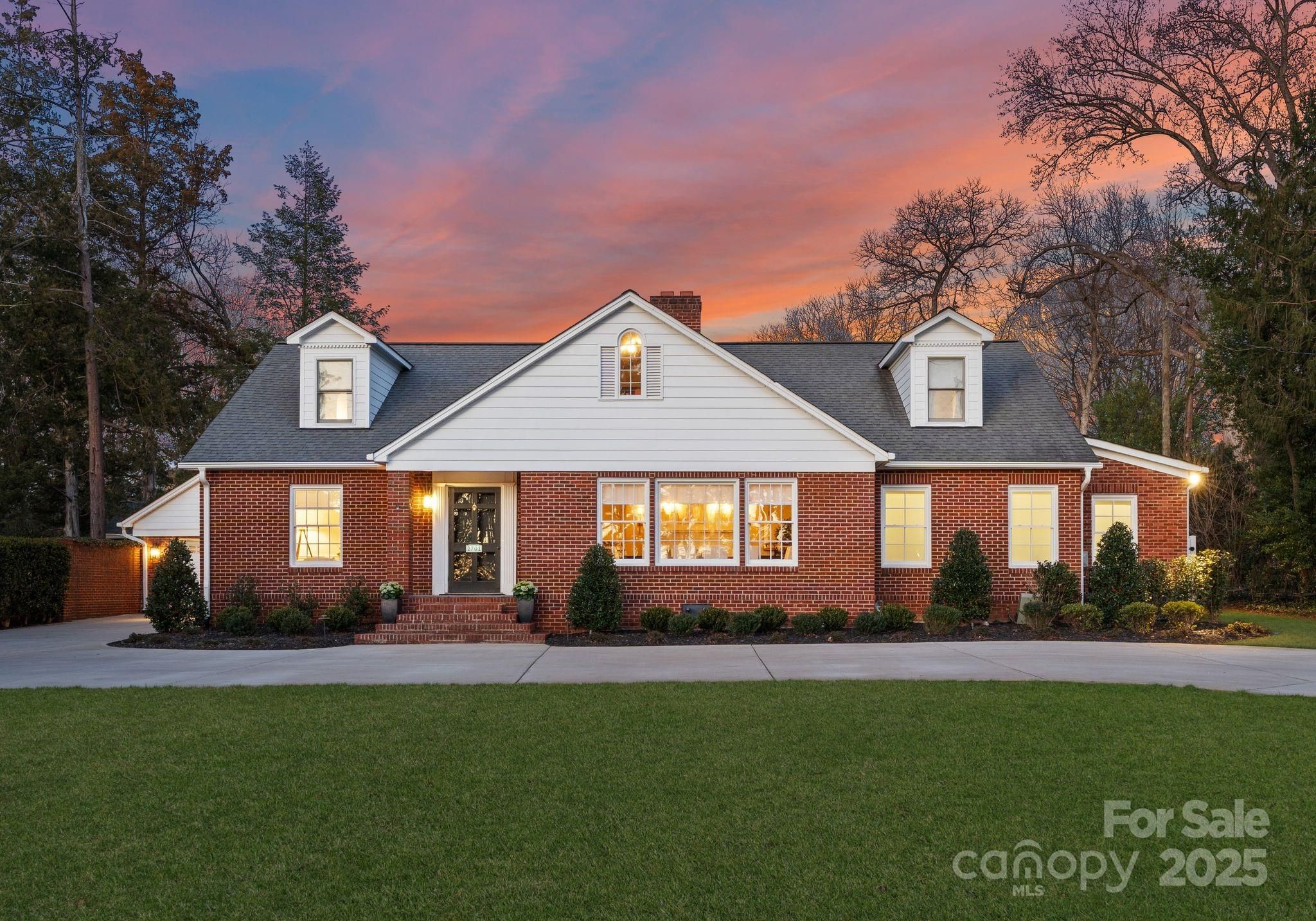 2701 Sharon Road