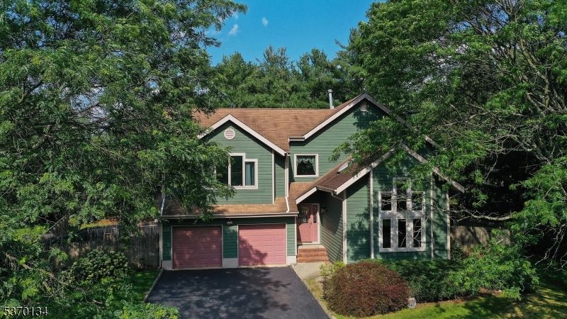 73 Beechwood Cir