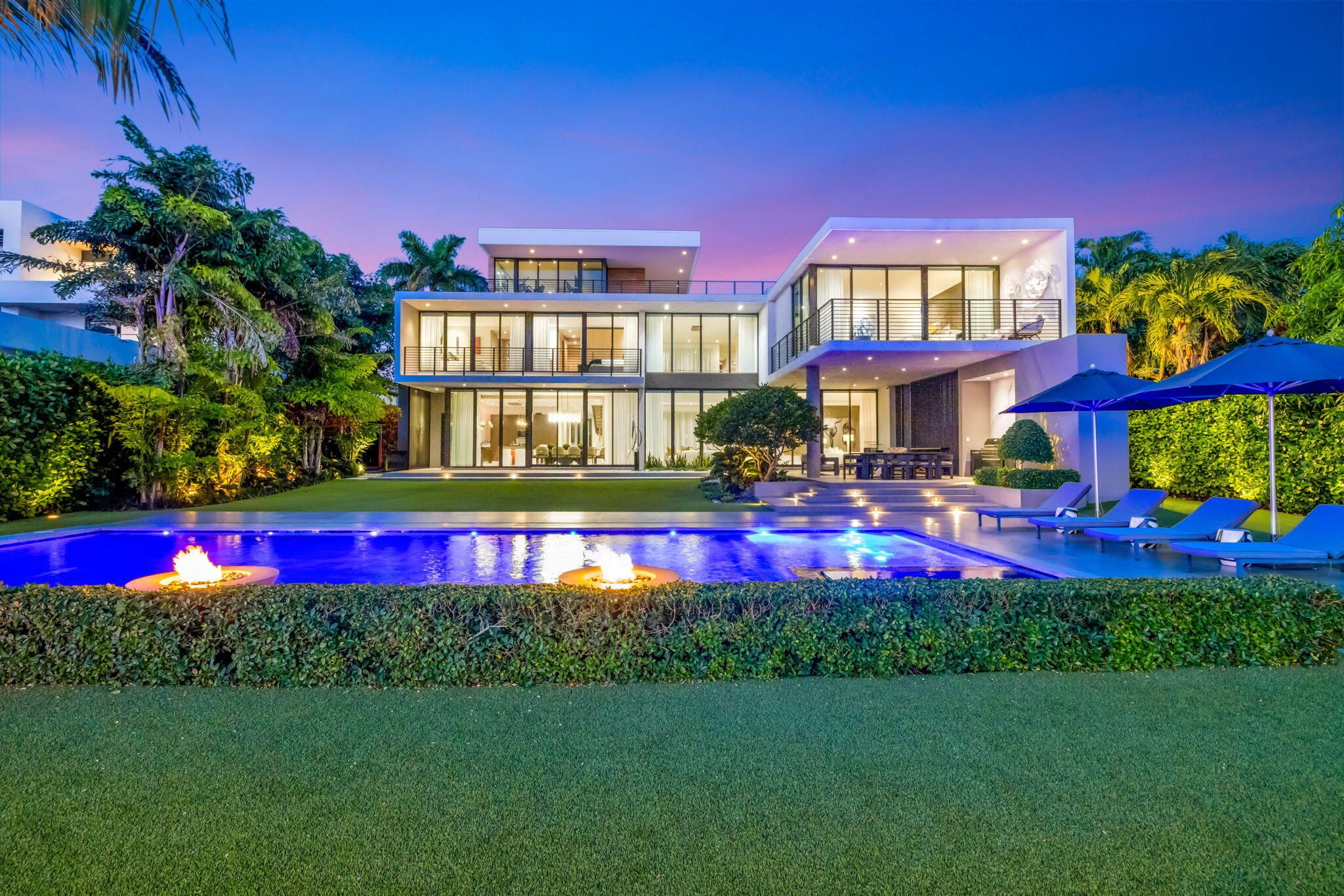 1529 Middle River Drive