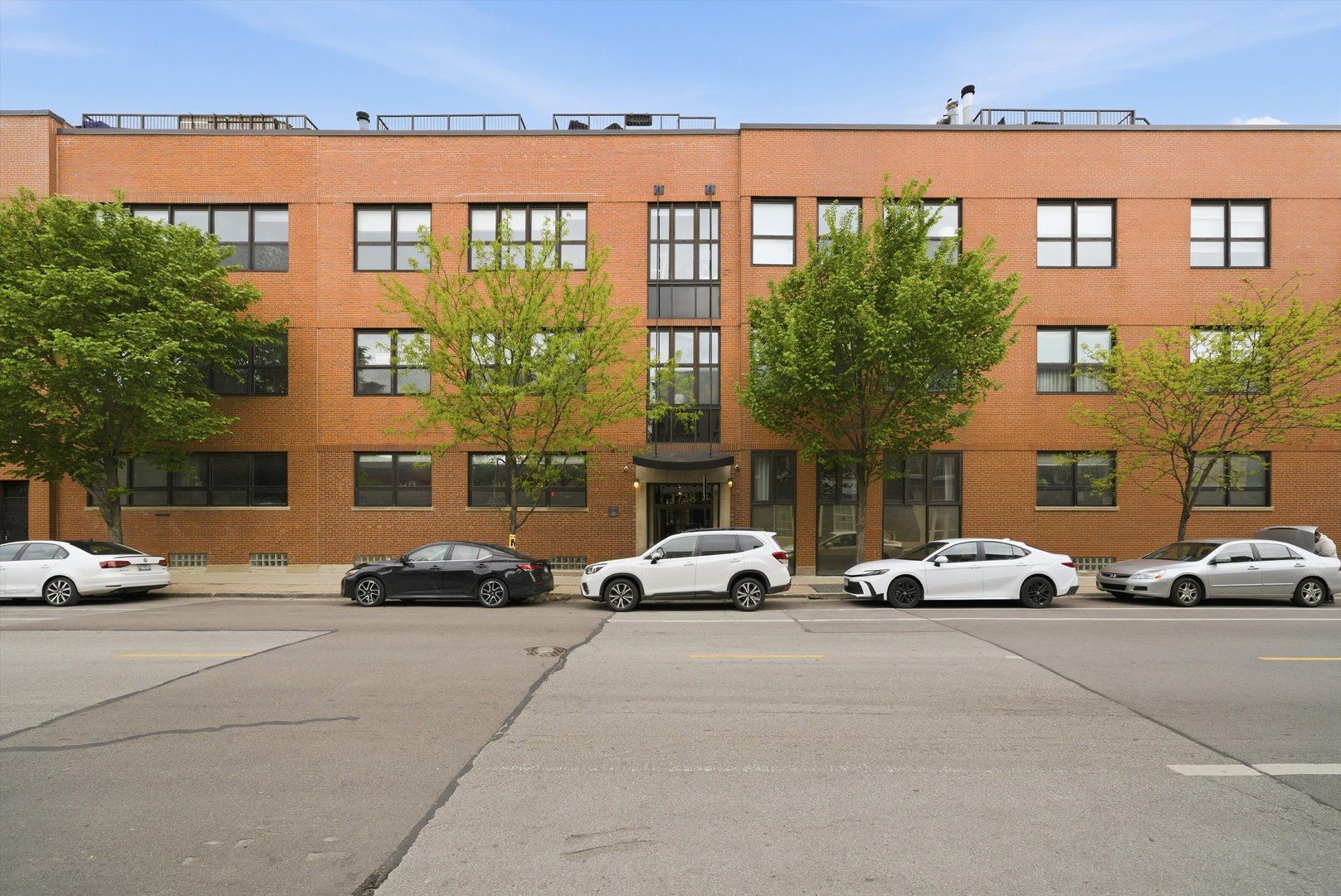 1728 N Damen Avenue 106