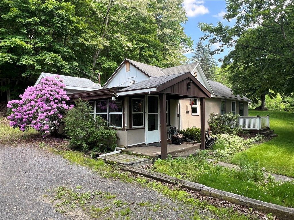 694 River Road