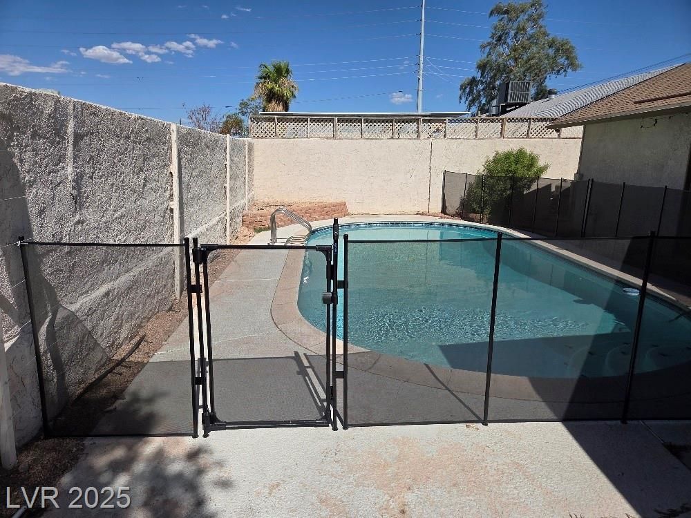 2356 East Russell Road