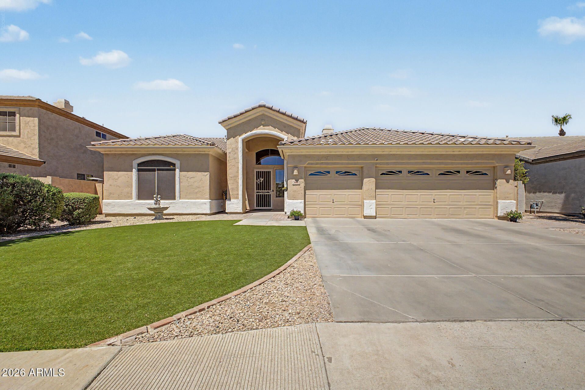 540 N Mammoth Way