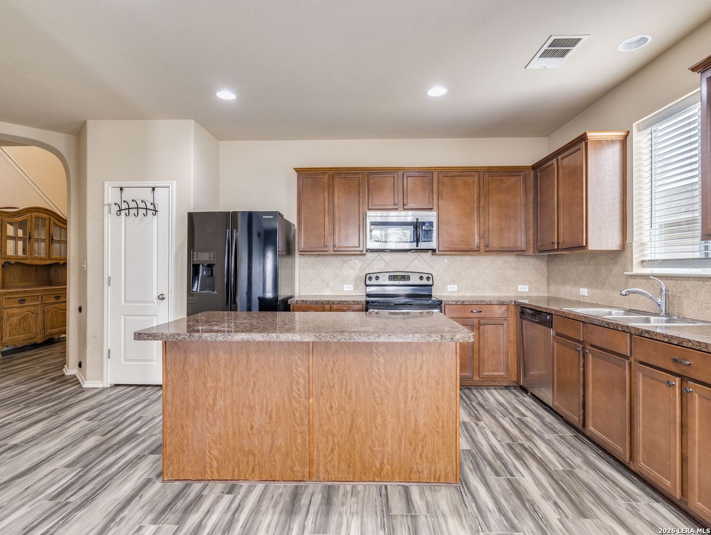 13349 Indian Oak Bend