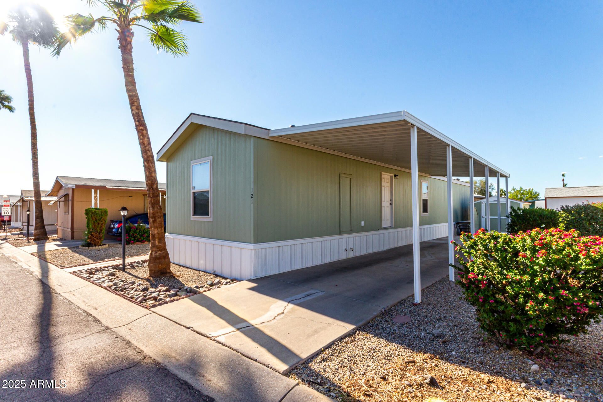 7810 W Peoria Avenue 121