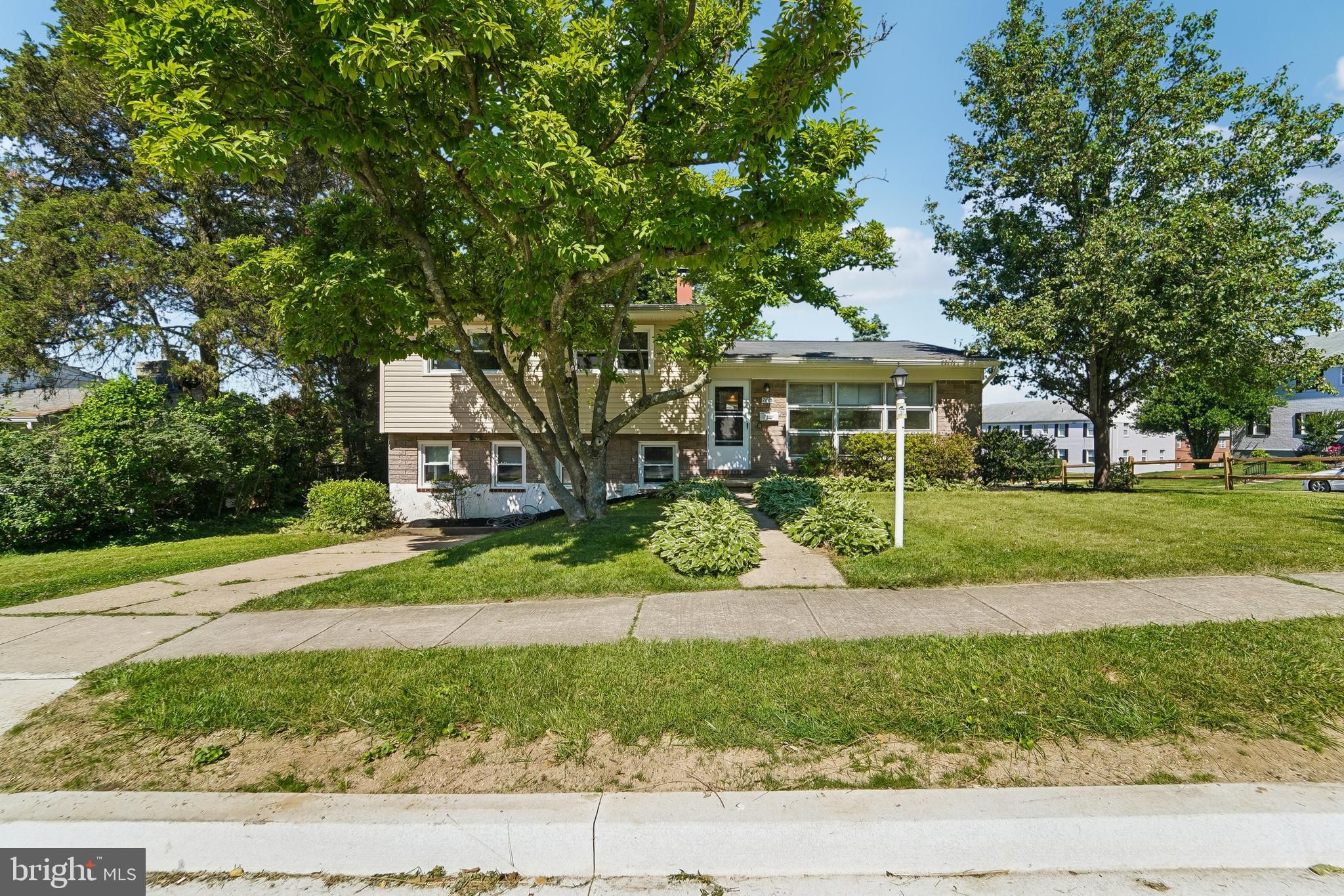7610 Knollwood Road