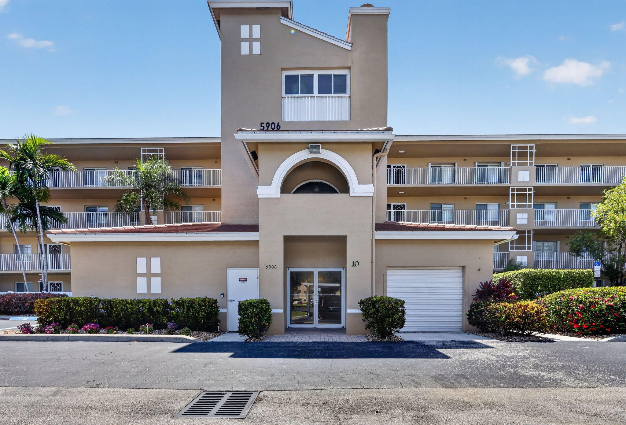 5906 Crystal Shores Drive 208