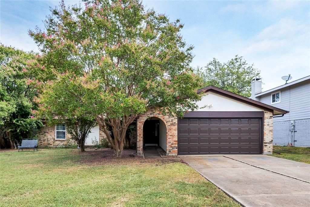 8 Merrie Circle
