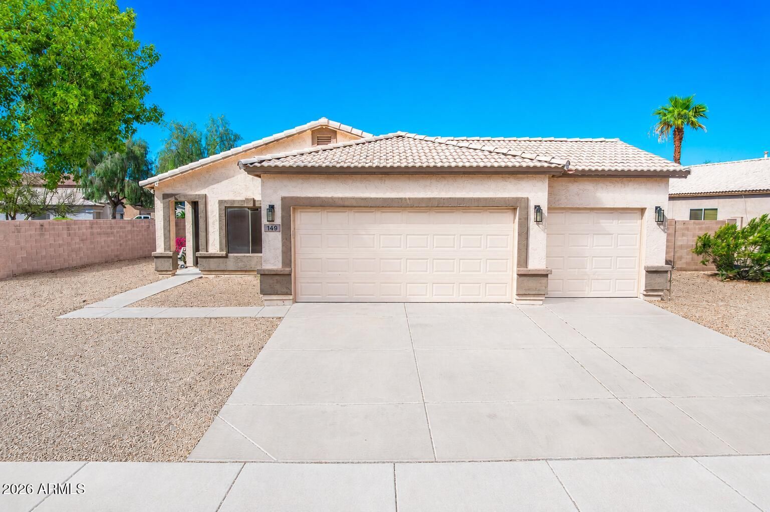 149 E Palomino Way