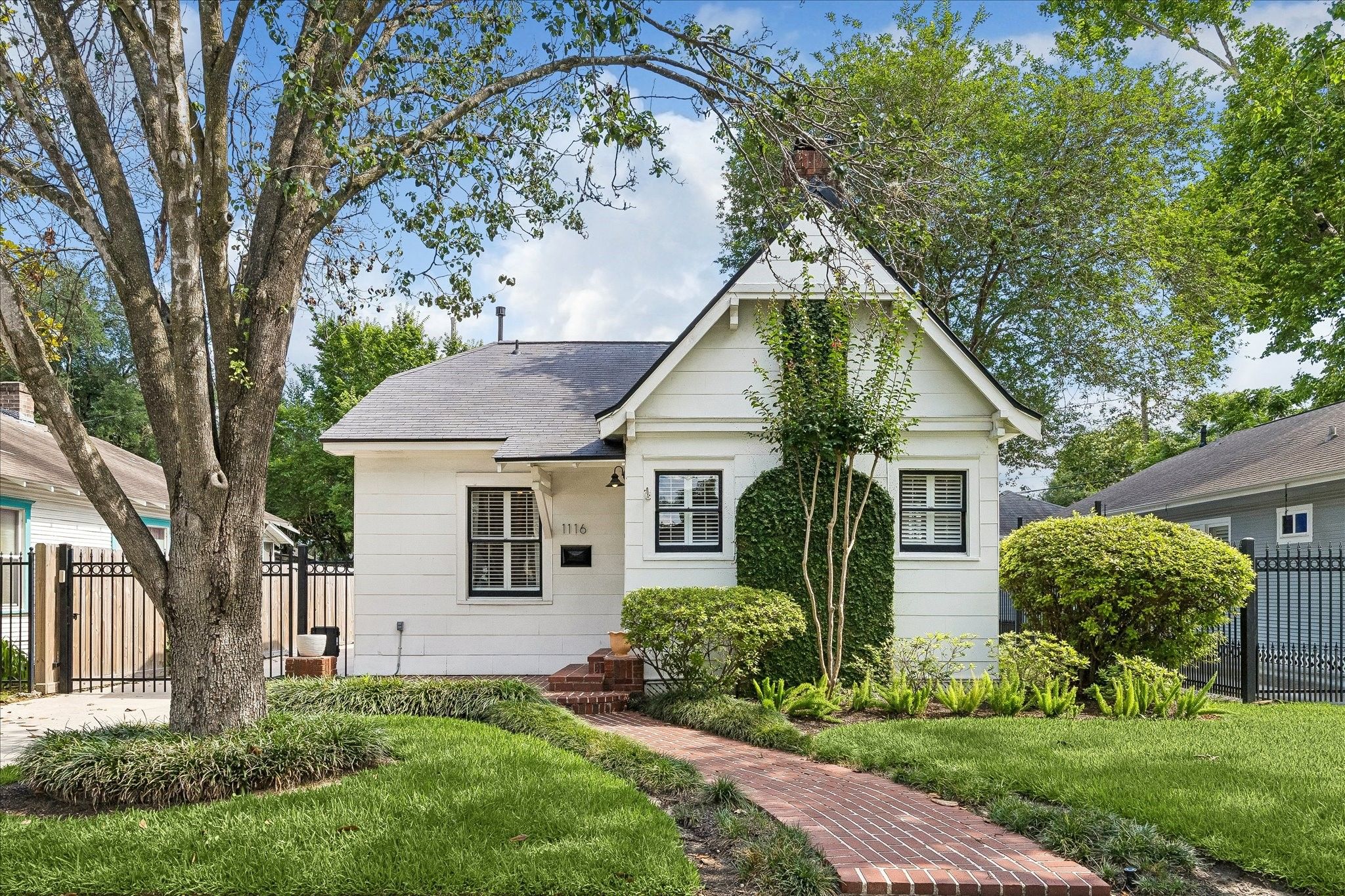 1116 Winston Street