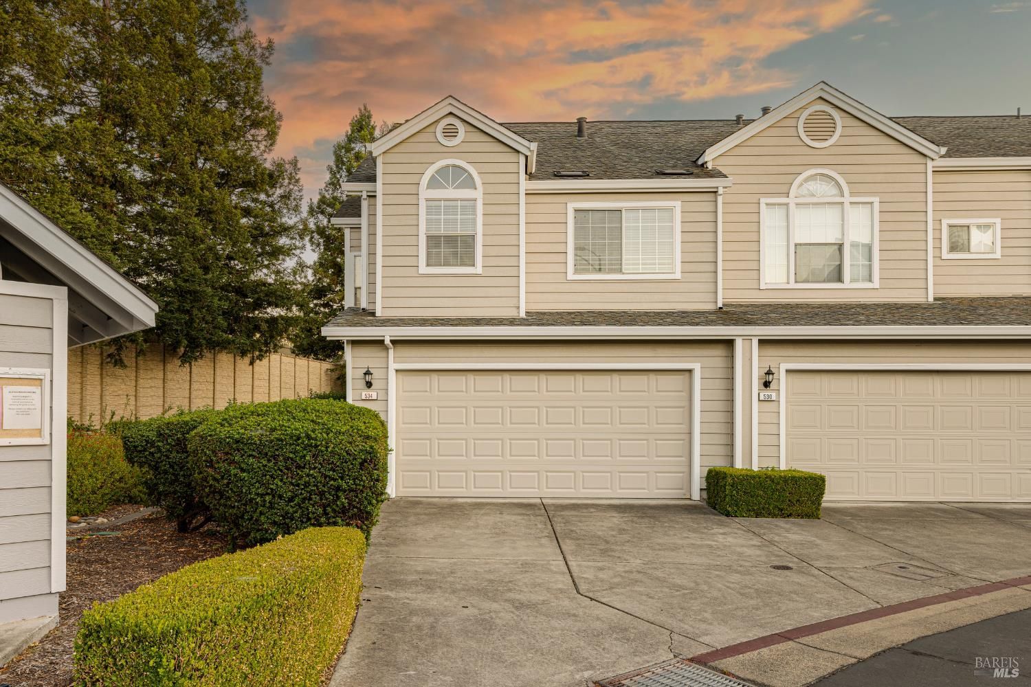 534 E Jasmine Circle