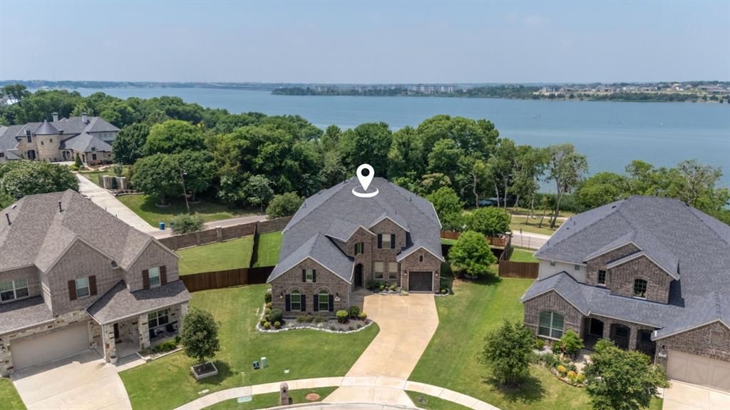 2701 Burgundy Trail