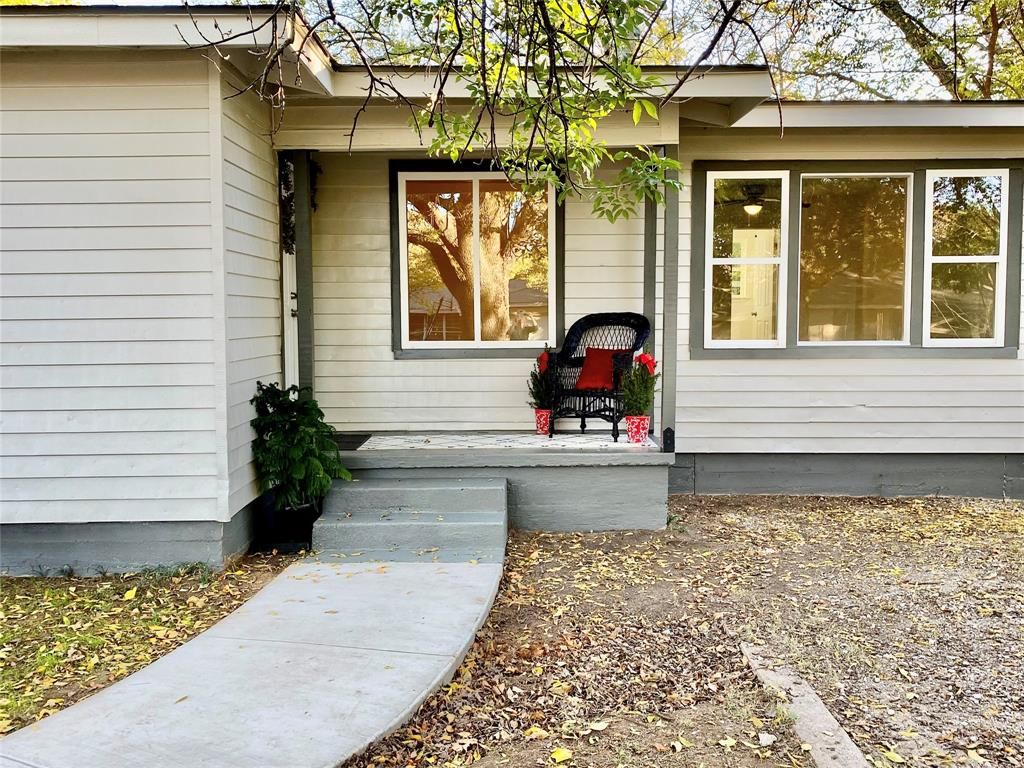 1410 A And B Vine Street