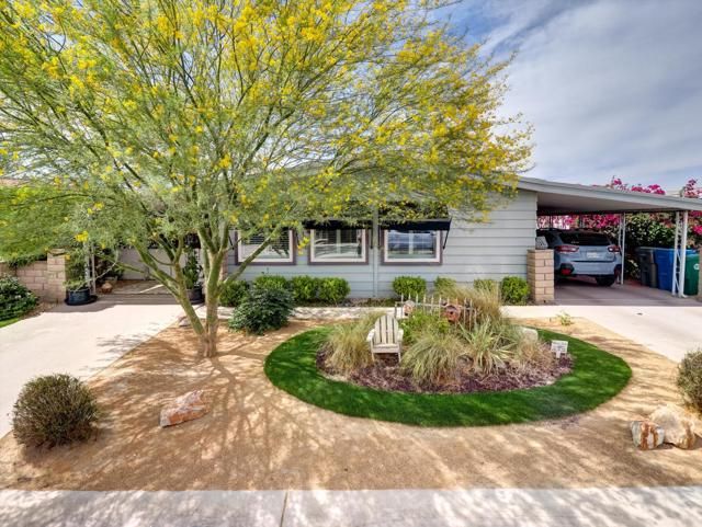 38703 Desert Greens Drive E