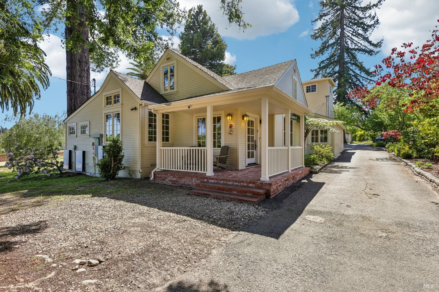 4190 Hessel Road