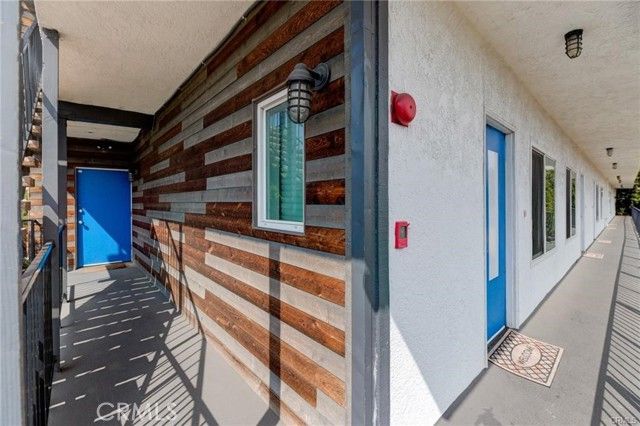 110 S Eucalyptus Avenue