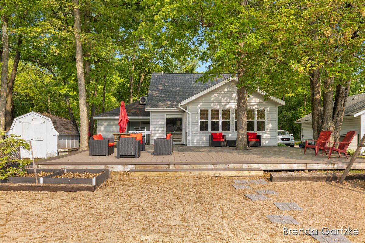8570 Cochise Drive