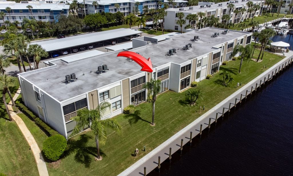 Circle Bay Yacht Club