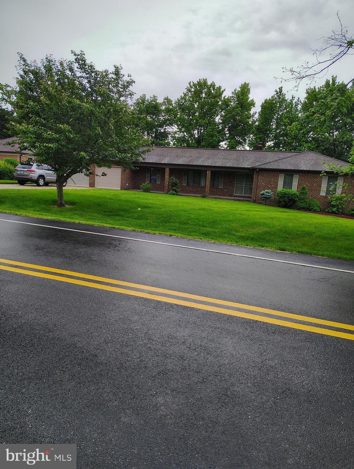 1412 Albert Drive