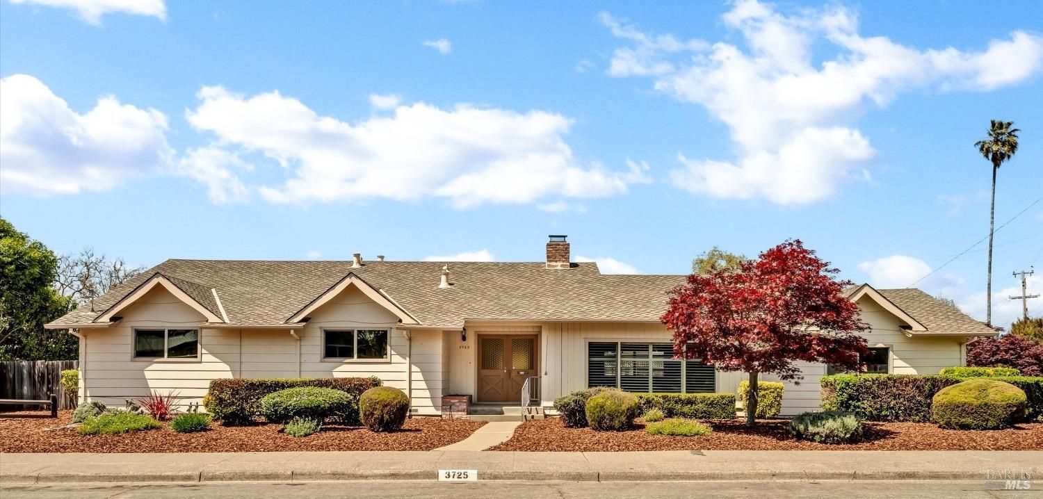 3725 Evergreen Road