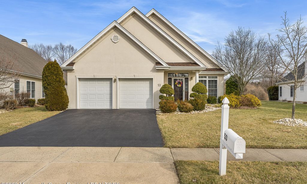 Village Grande at Battleground