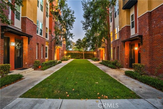 744 W 1st Street