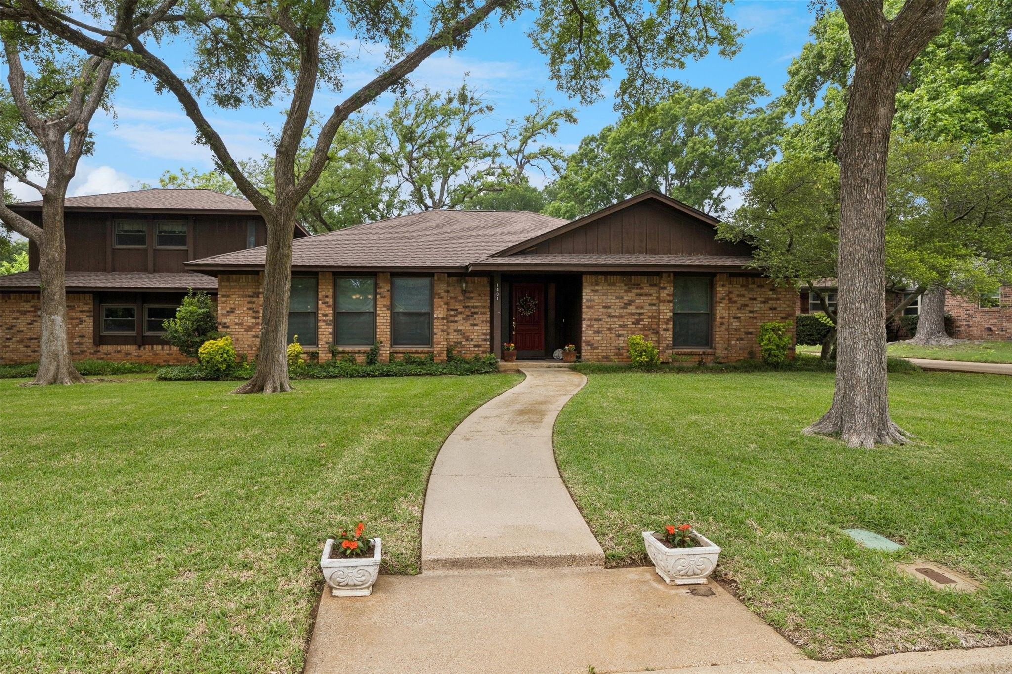 1401 Clover Hill Road