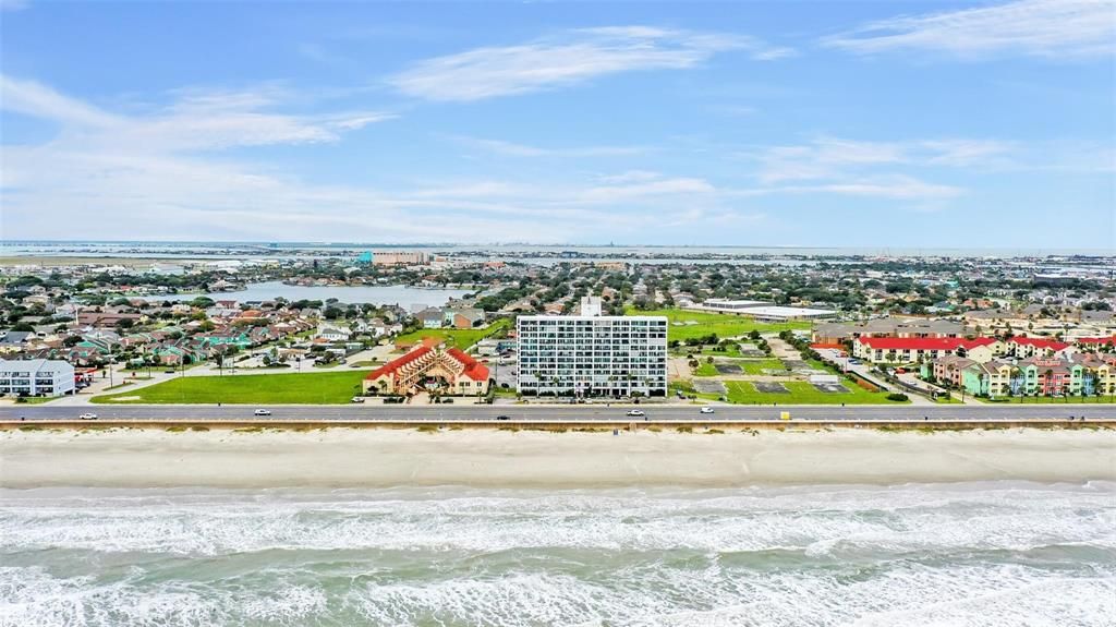 7310 Seawall Blvd 210