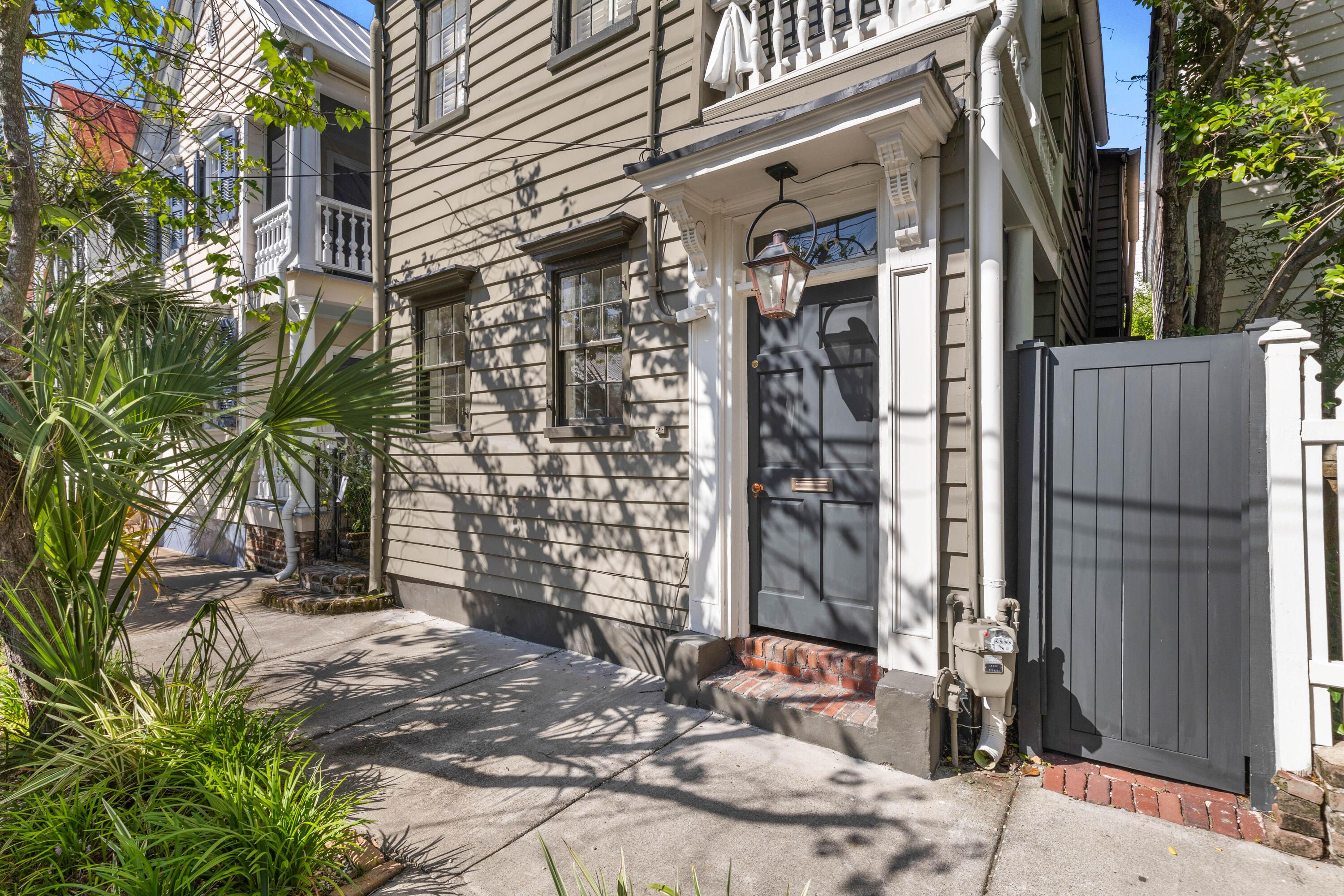 176 Smith Street