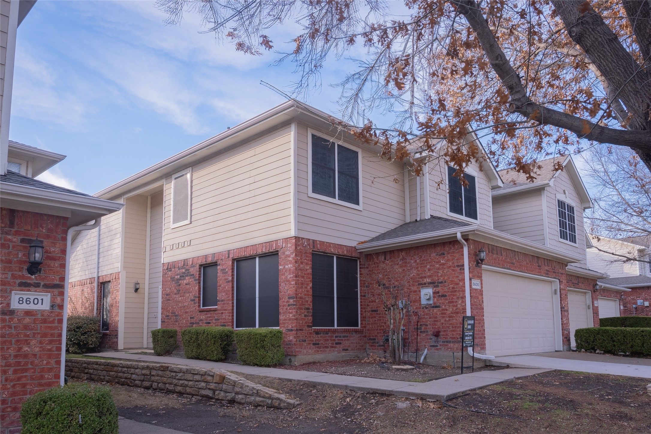 8605 Hunters Trace Lane