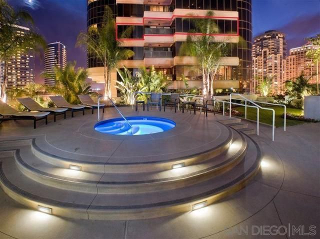 100 Harbor Drive 906