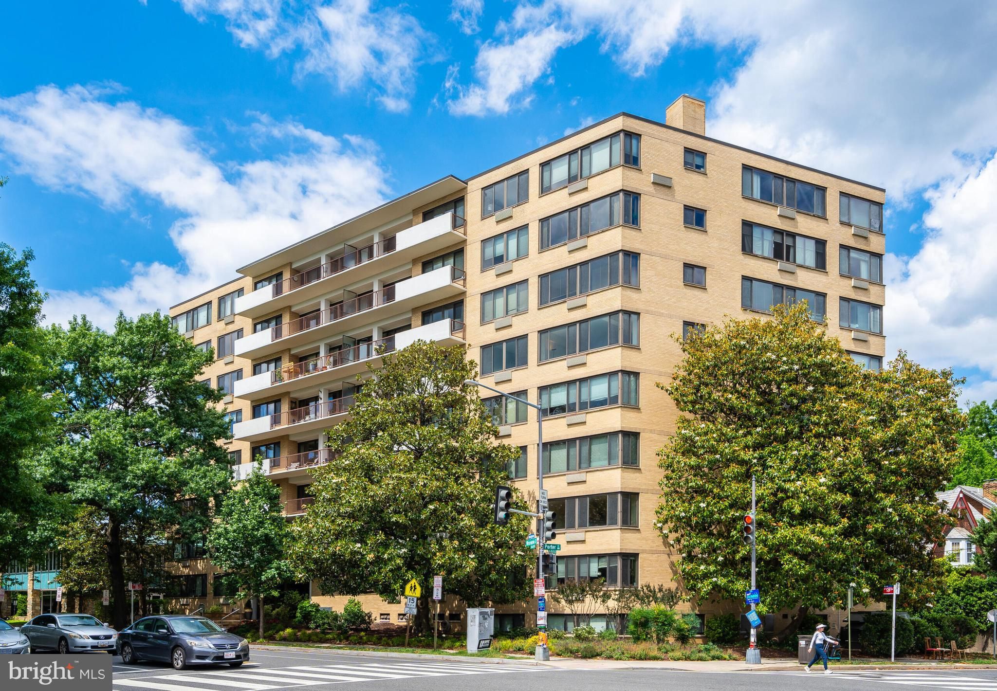 3601 Wisconsin Avenue Nw 111