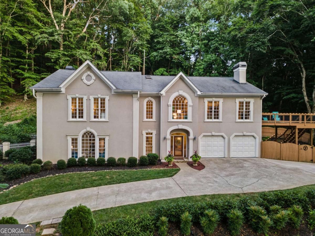 1260 Oakhaven Drive