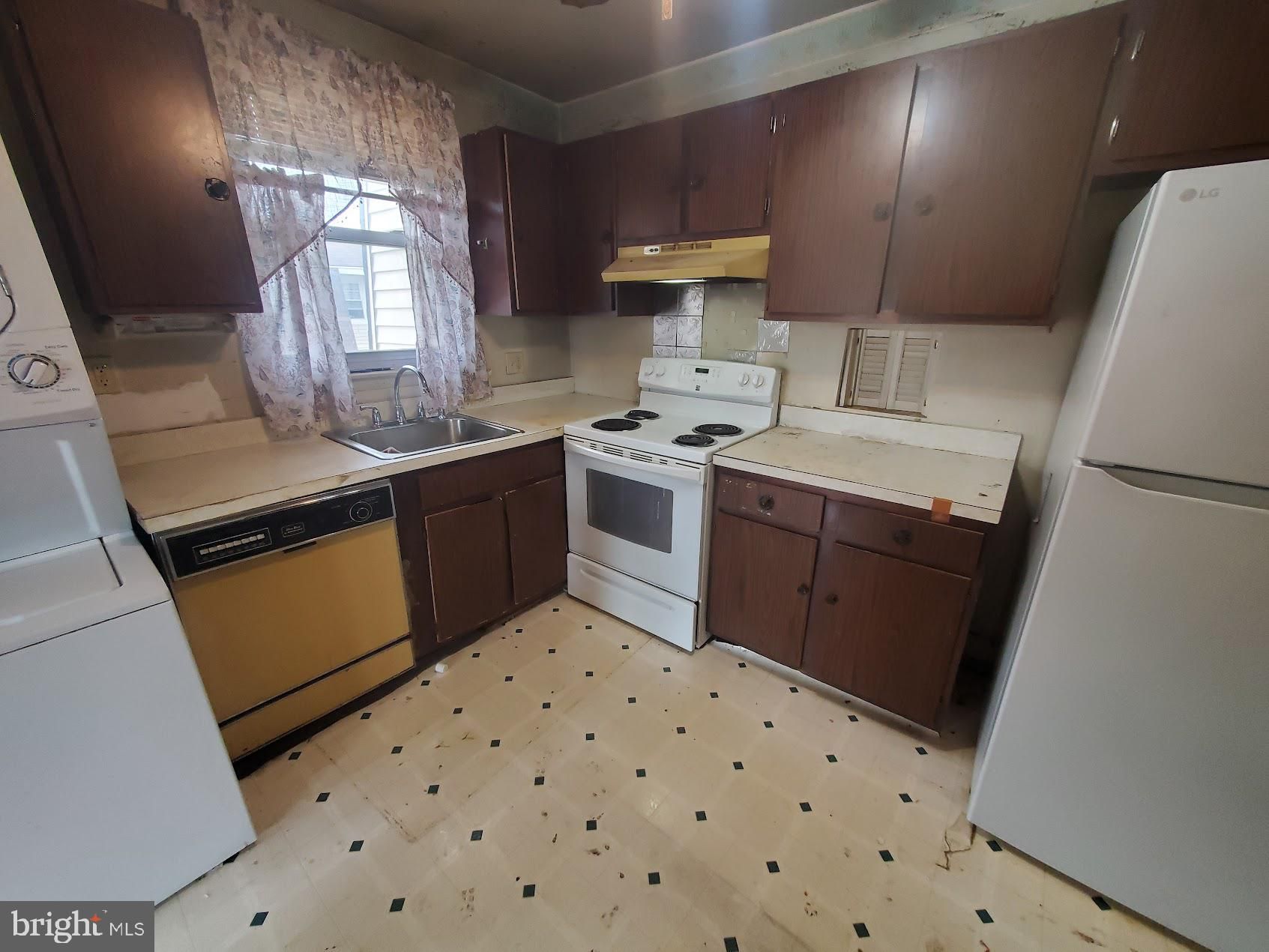 25 Florence Tollgate Place -7