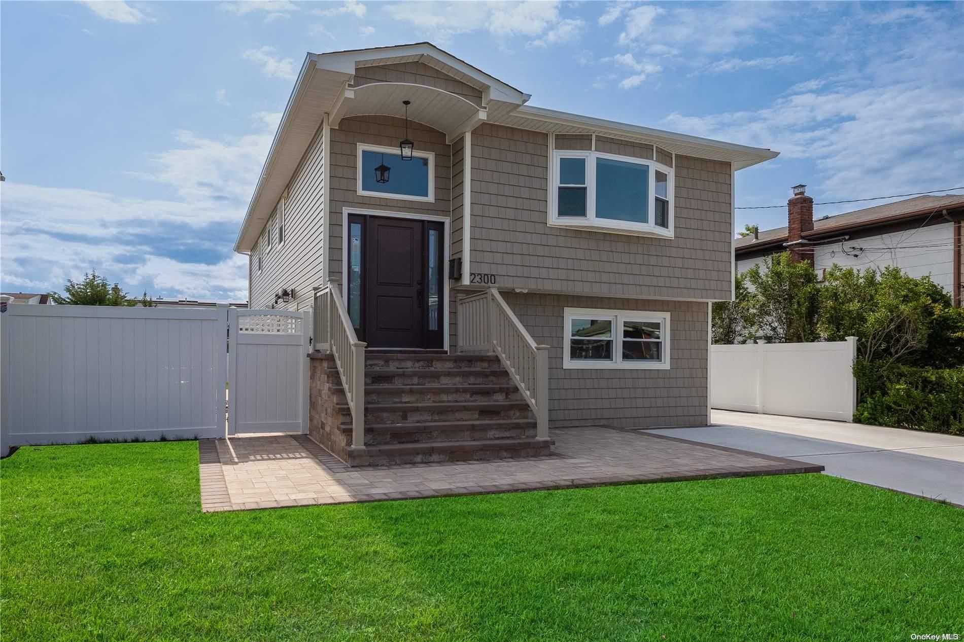 2300 Cedar Street