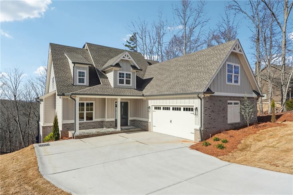7375 Crestline Drive
