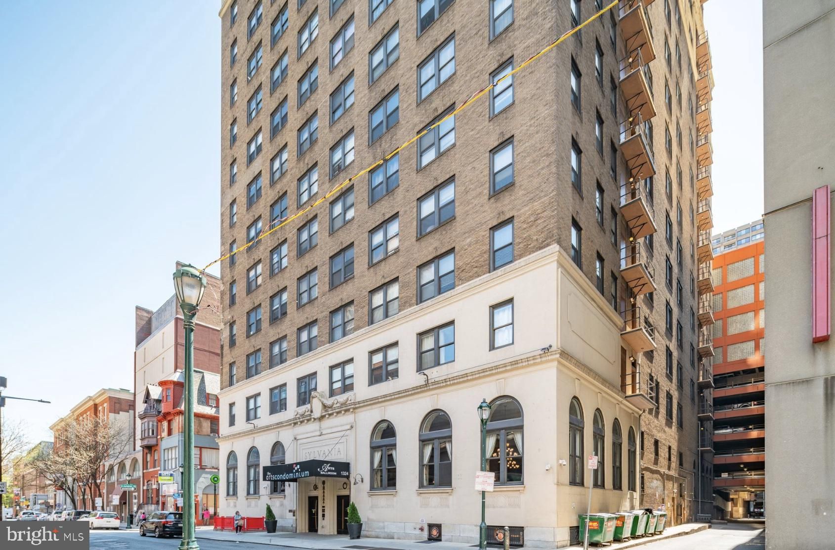 1324 Locust Street 619