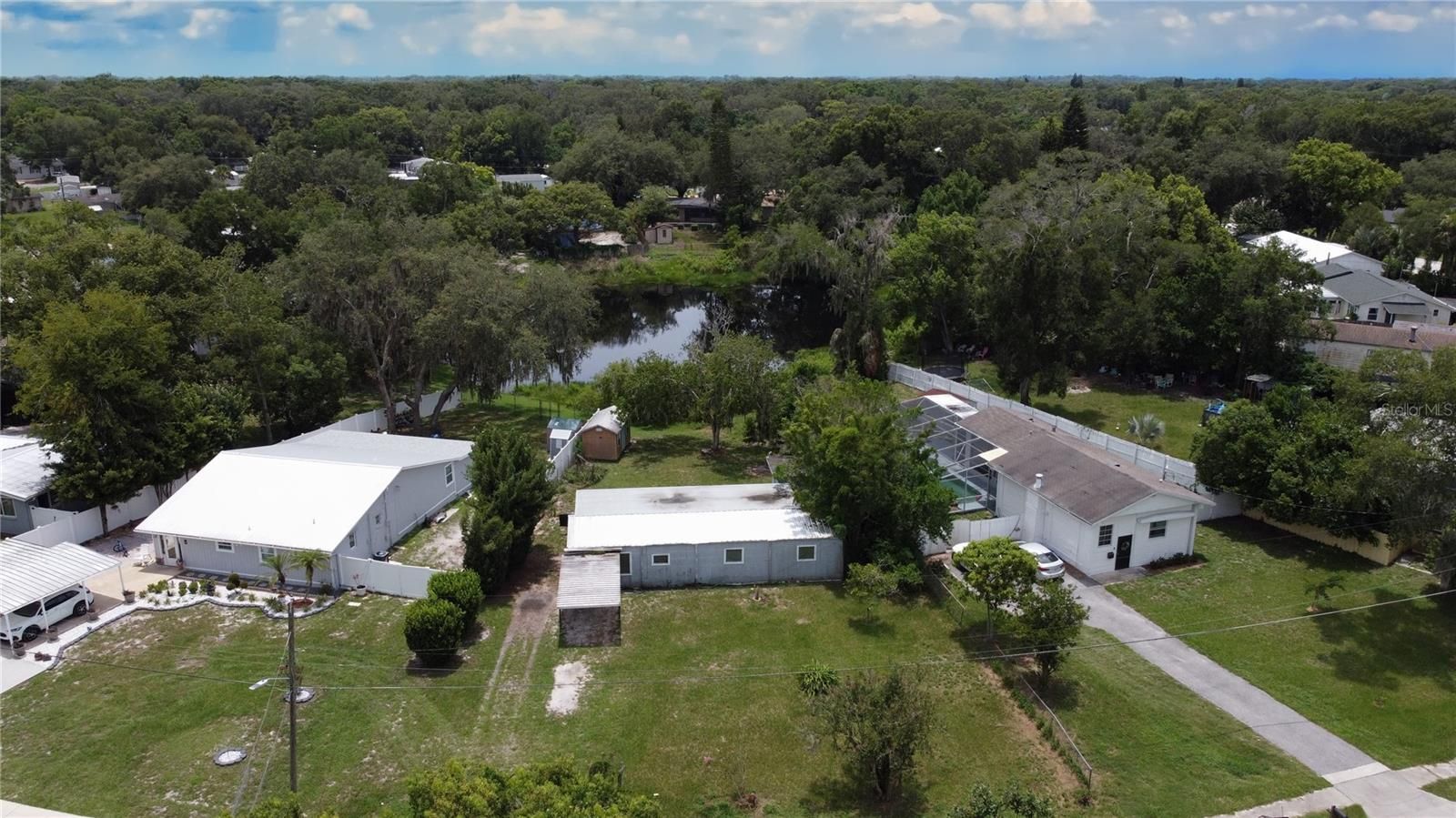 1413 Lake Shore Drive