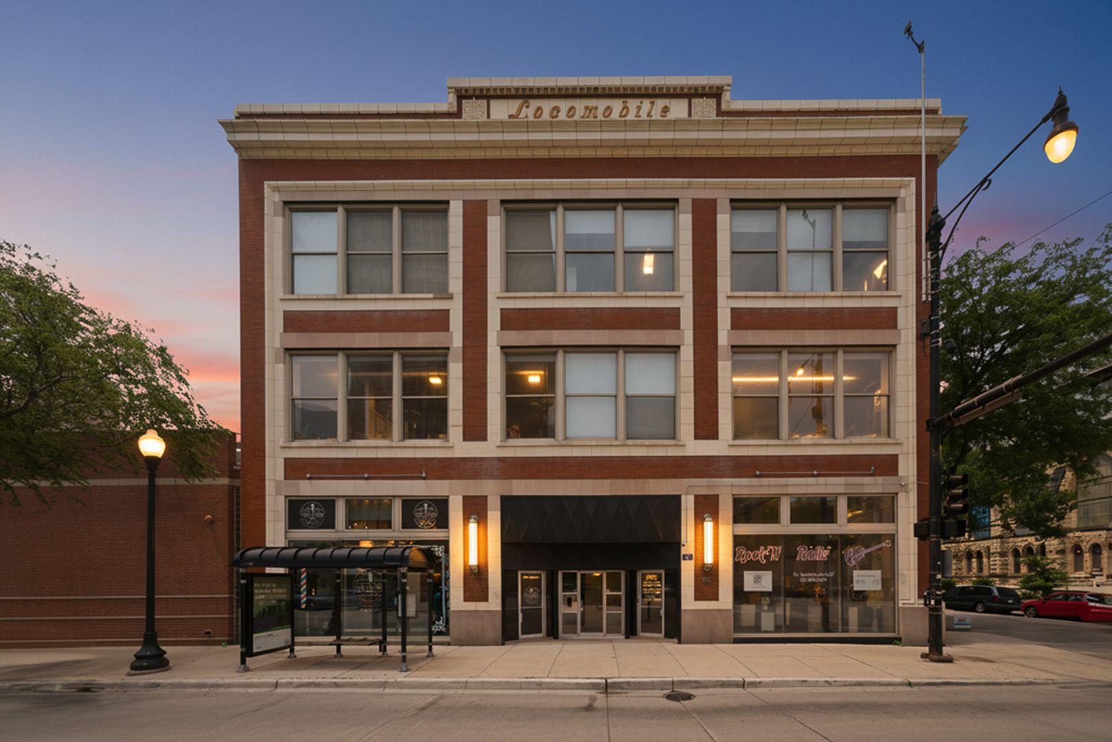 2000 S Michigan Avenue 103
