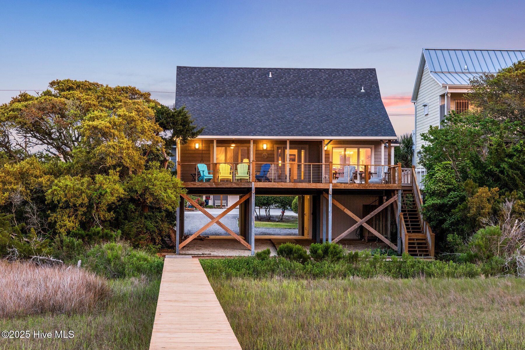 1122 N Anderson Boulevard