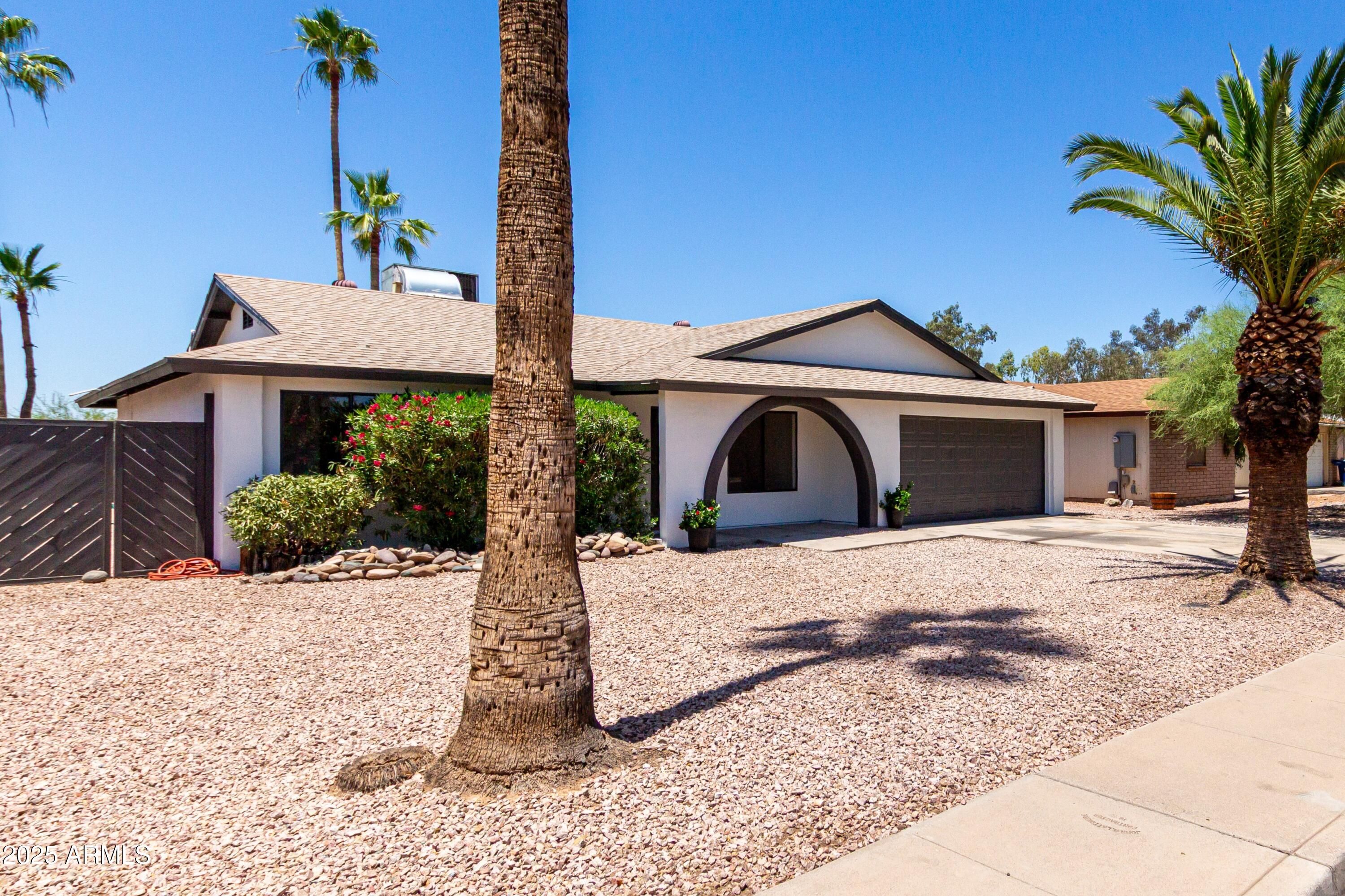 2220 S Cottonwood Drive