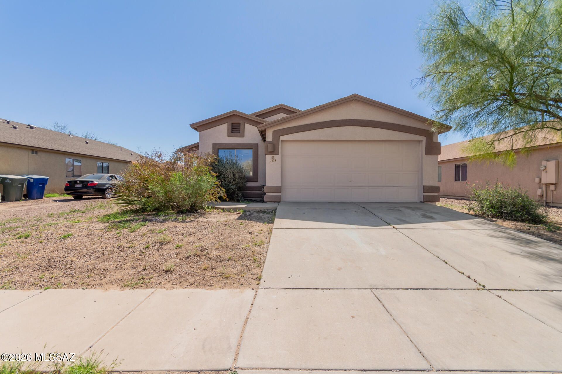1379 W Via Rio Blanco