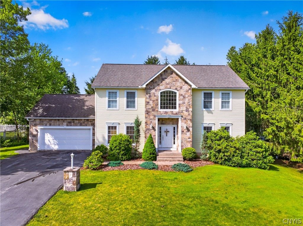 11 Eagle Ridge Drive