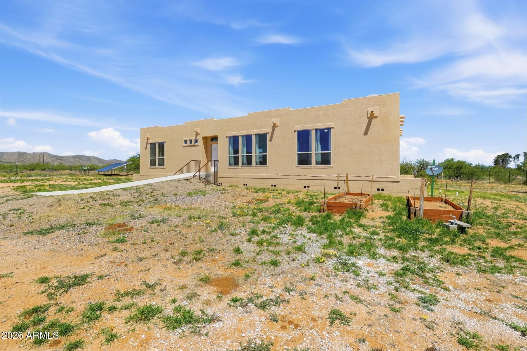 3216 N Mesquite Road
