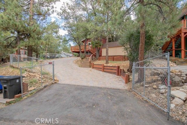 301 Vista Avenue