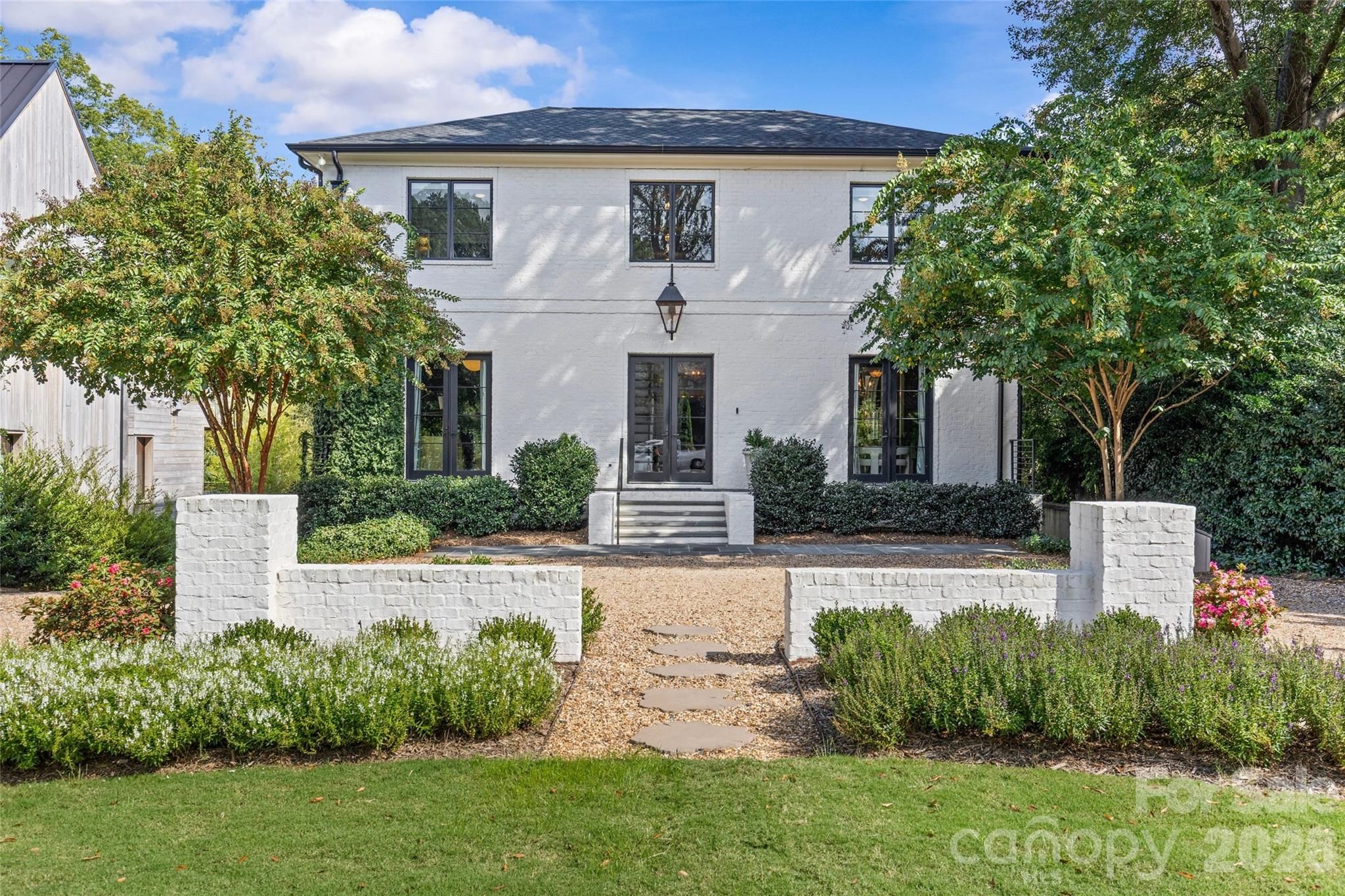 3345 Willow Oak Road