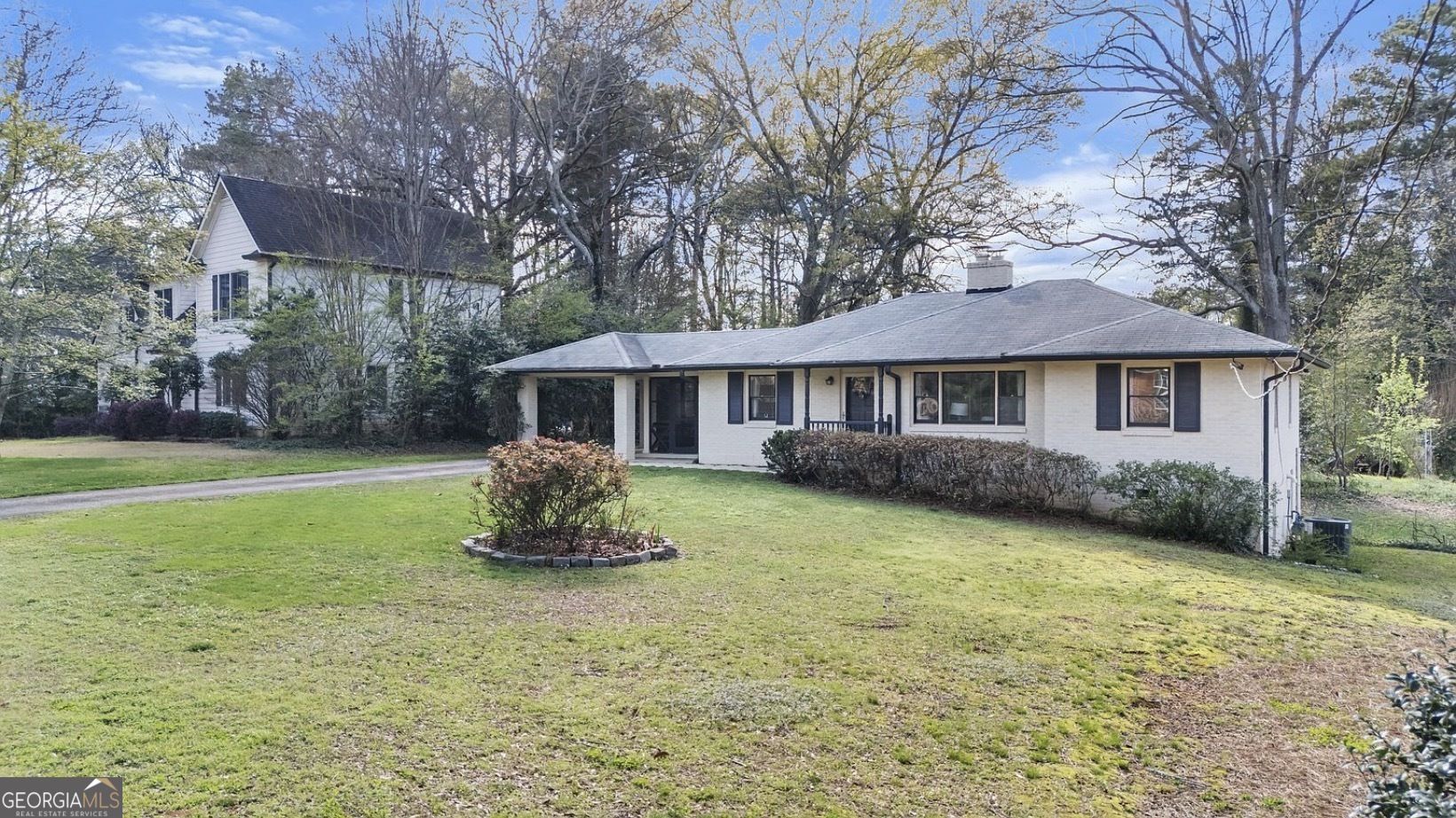 471 Hilderbrand Drive