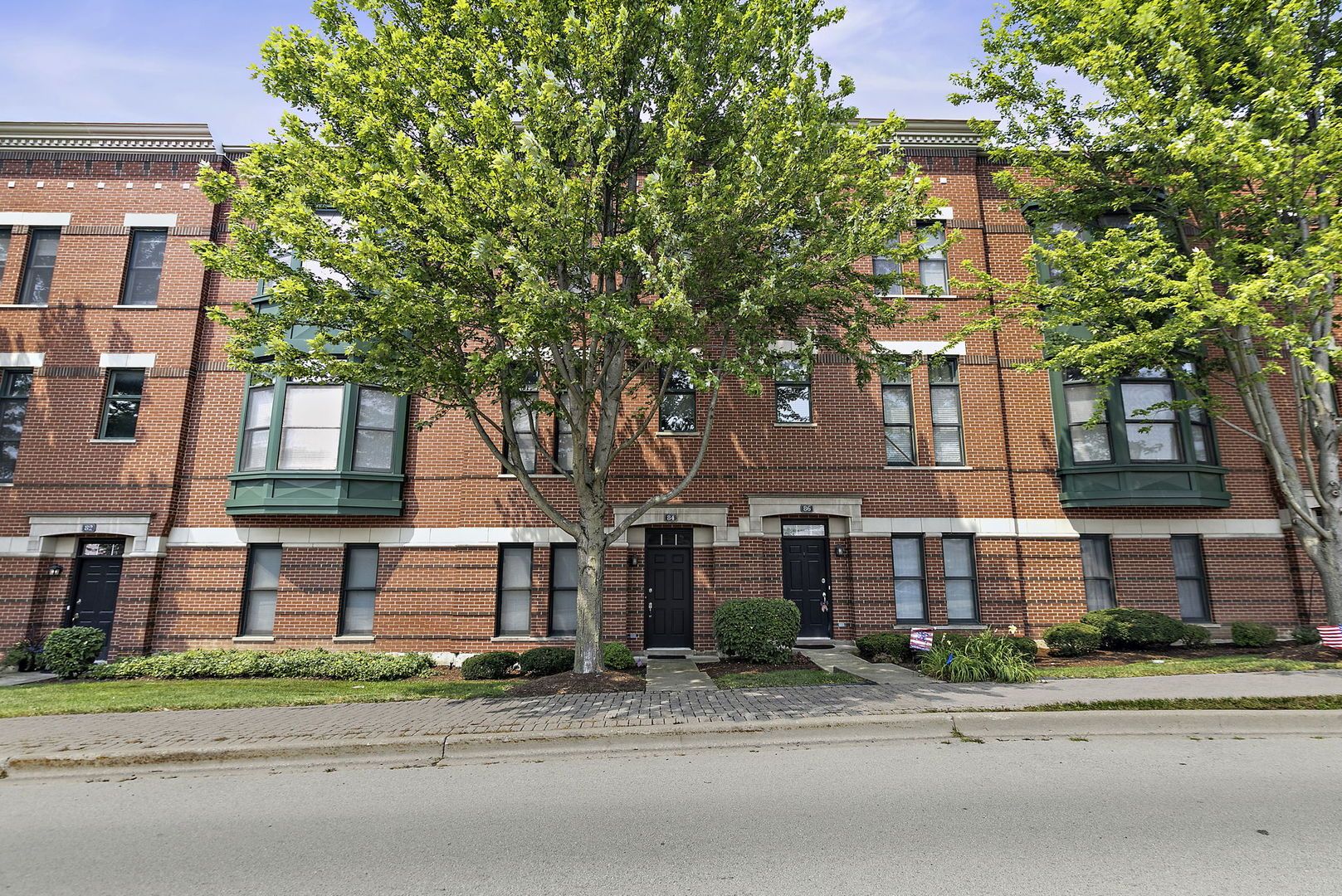 84 N Smith Street